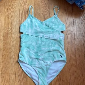 Abercrombie Kids Lightly used One Piece size 11/12